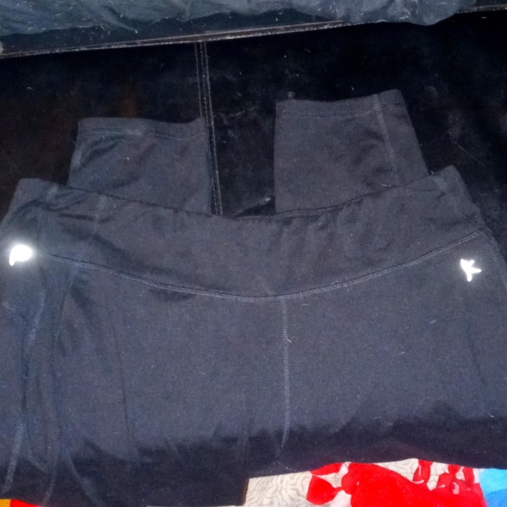 Danskin Now Fitted Long Black Leggings